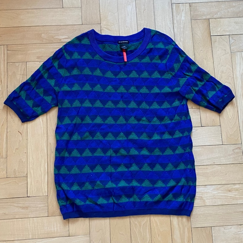 CLUB MONACO SWEATER WITH GEO TRIANGLE DESIGN